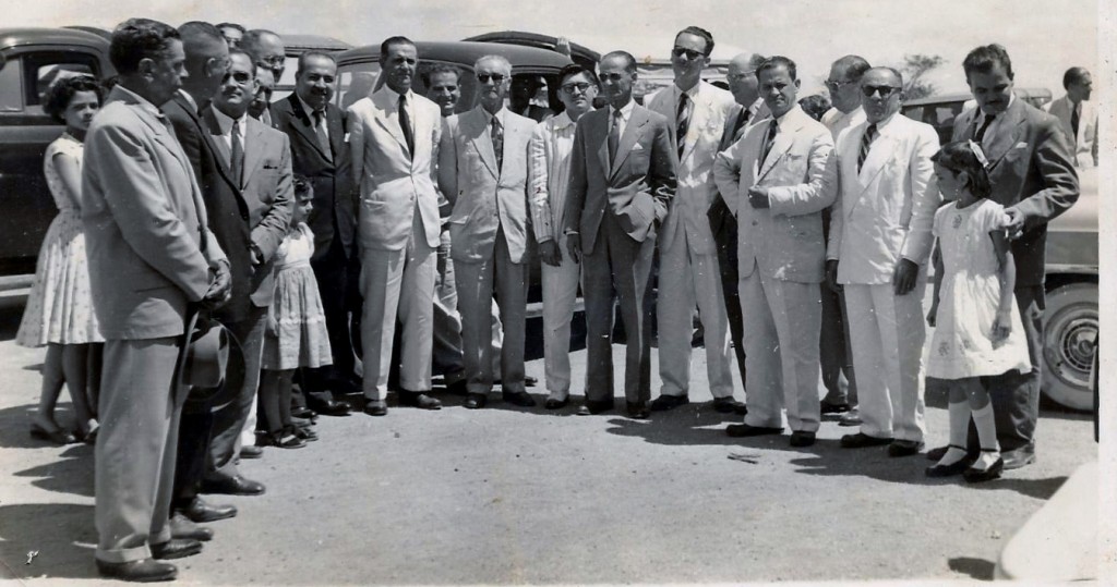 Participantes da 1ª Semana Espírita de Vitória da Conquista em 1954, vendo-se Filó Prates, Alziro Zarur, Luiz Barreto, entre outros.